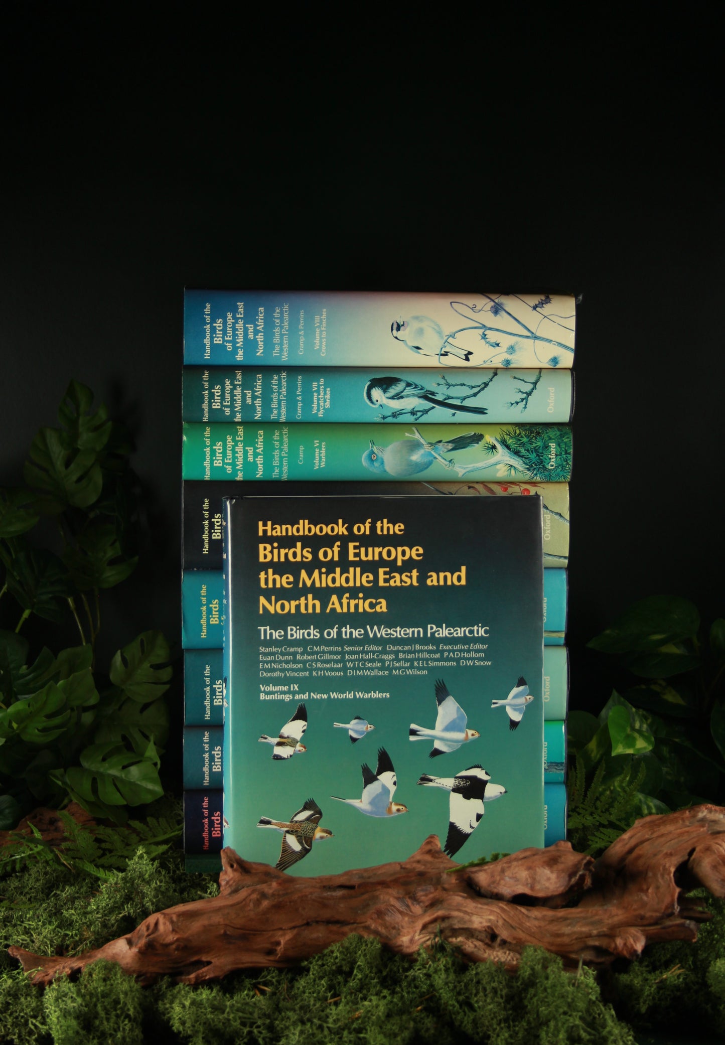 Handbook of the Birds of Europe the Middle East and North Africa volume 1 t/m 9 - Stanley Cramp e.a.